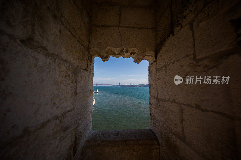 从葡萄牙里斯本Torre de Belém观看